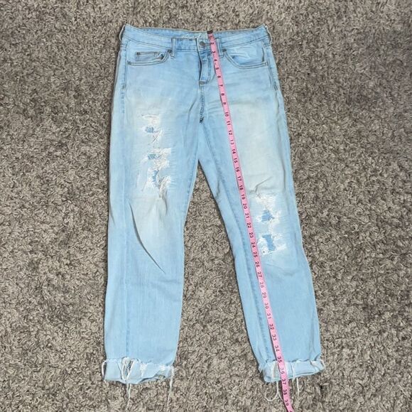 Universal Thread Boyfriend Distressed Jeans - Picture 4 of 12